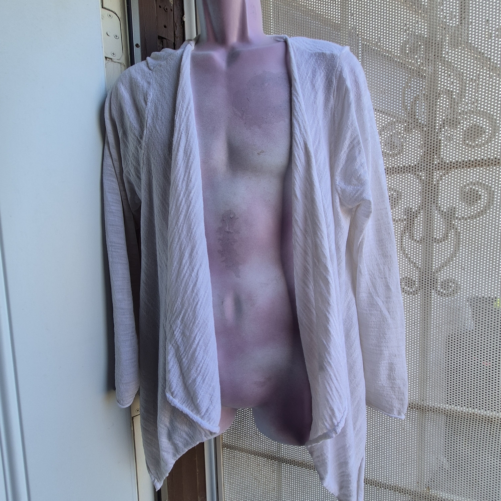 Torrid White Open-Front Cardigan
